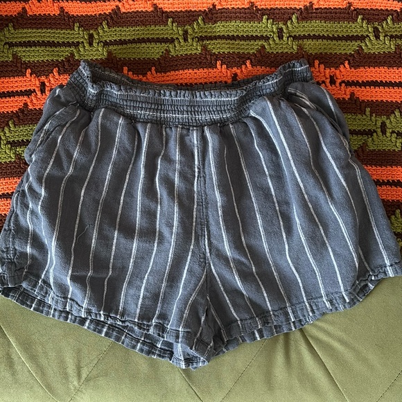 Universal Thread Pants - Grey Universal Thread Striped Shorts